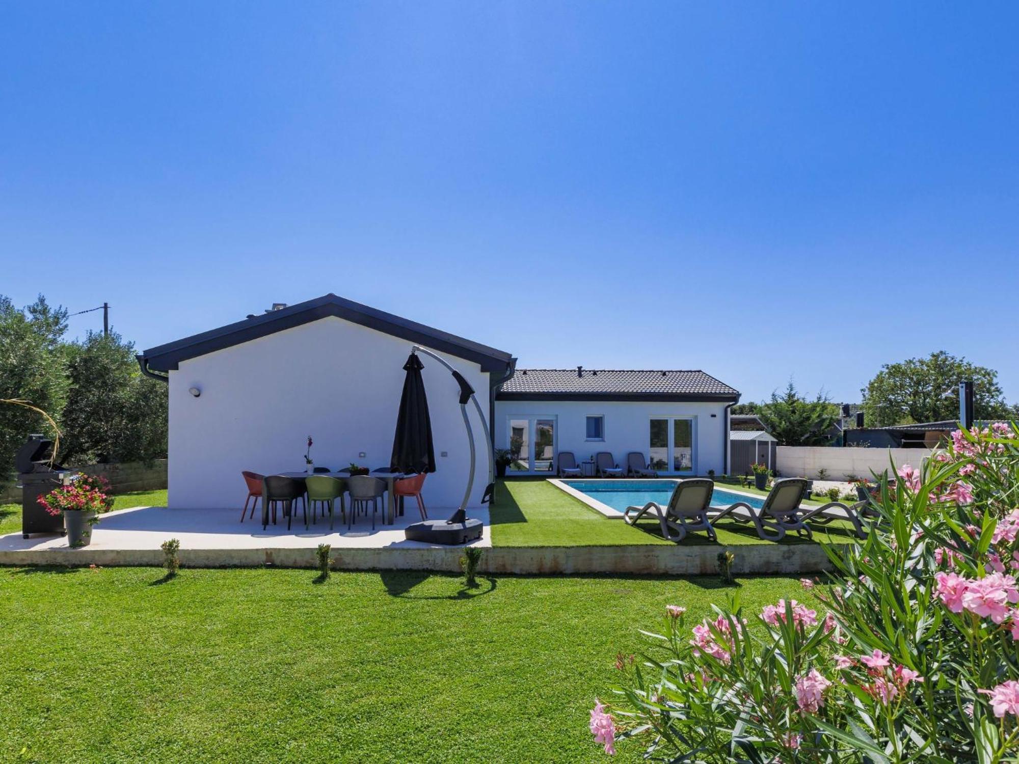 Cordis By Interhome
